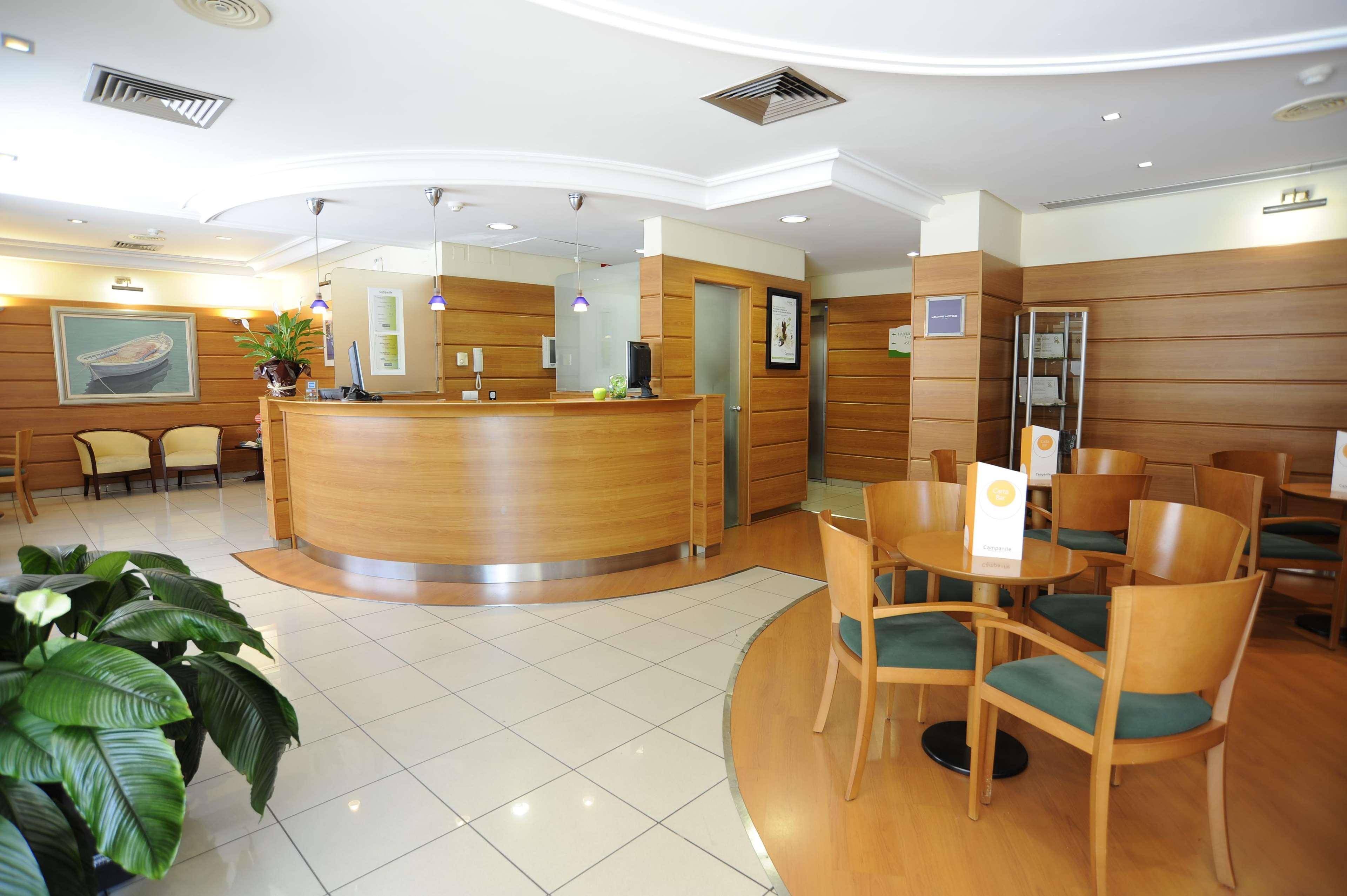Travelodge Alicante Puerto Bagian luar foto