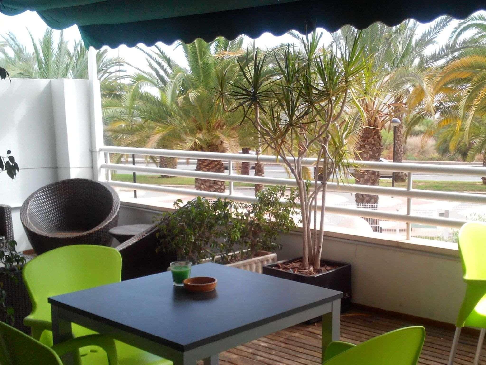 Travelodge Alicante Puerto Bagian luar foto